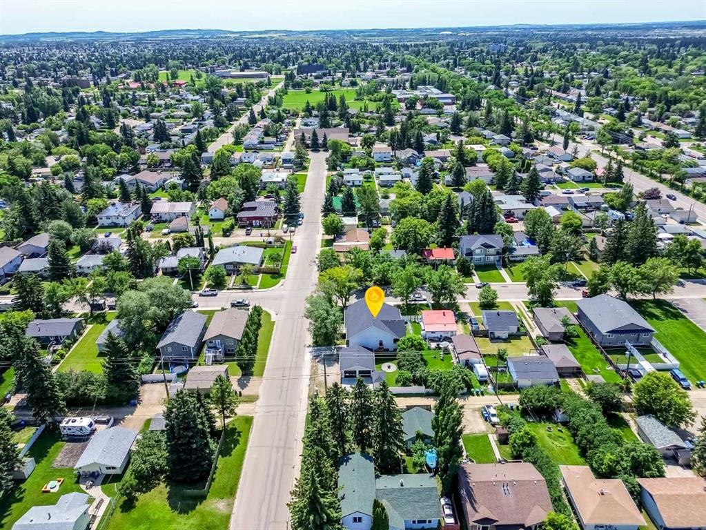 3902 46 Street, Red Deer, AB - Outdoor With View