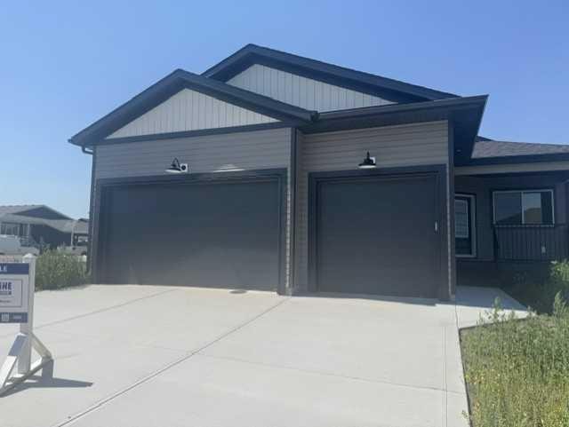 32 Sunrise Crescent North, Three Hills, AB