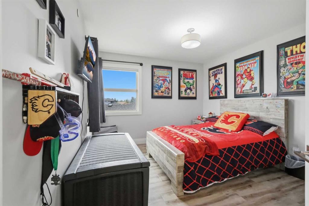 1 Meadow Close, Lacombe, AB - Indoor Photo Showing Bedroom