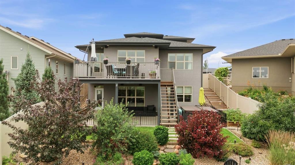 1 Meadow Close, Lacombe, AB - Outdoor