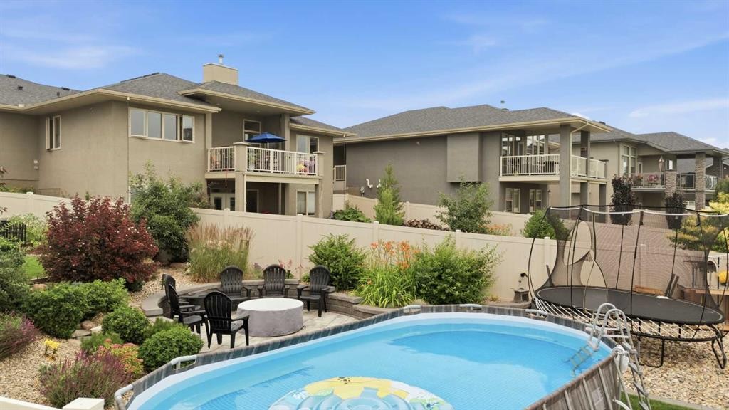 1 Meadow Close, Lacombe, AB - Outdoor