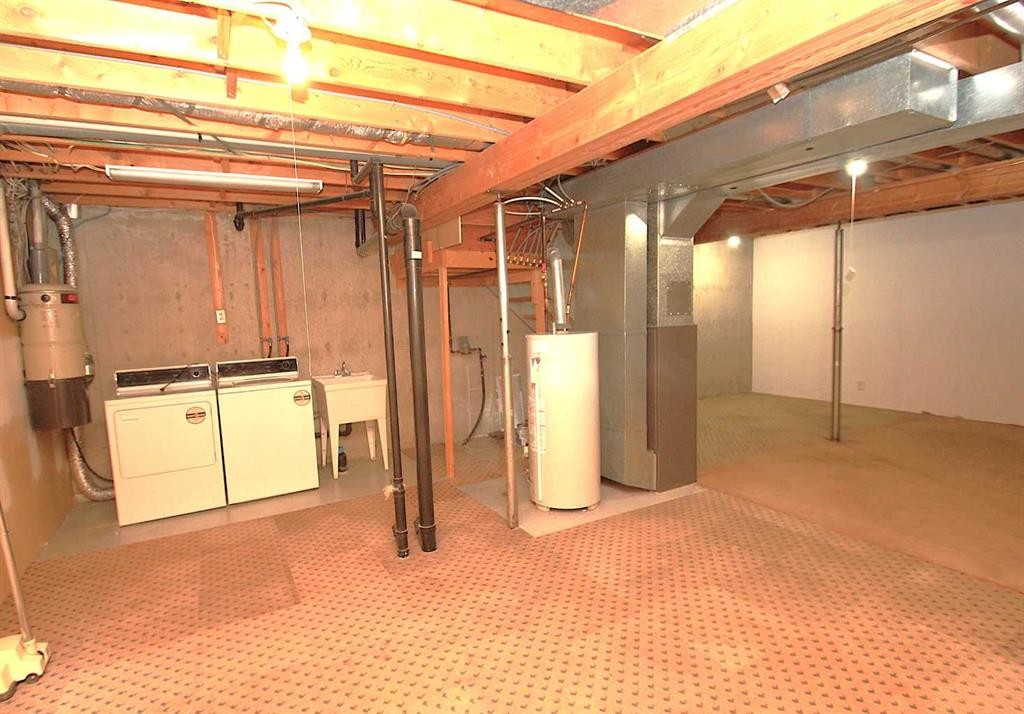 9 Greig Close, Red Deer, AB - Indoor Photo Showing Basement