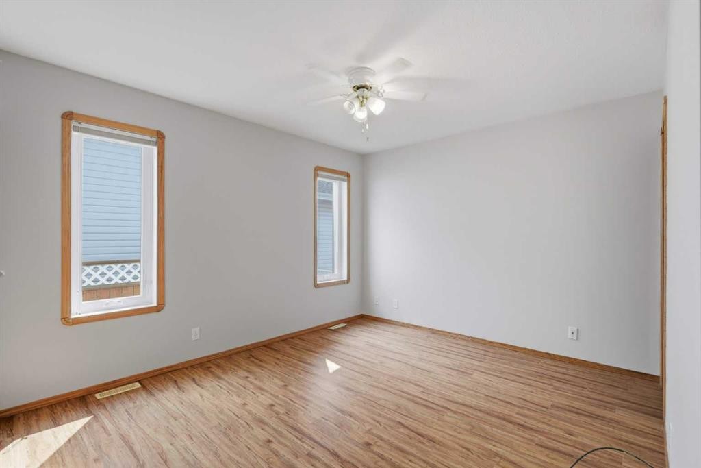 31 Palmer Close, Sylvan Lake, AB - Indoor Photo Showing Other Room