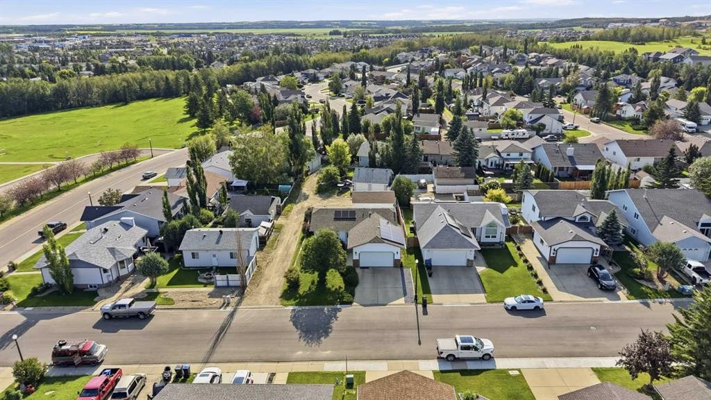 31 Palmer Close, Sylvan Lake, AB - Outdoor With View