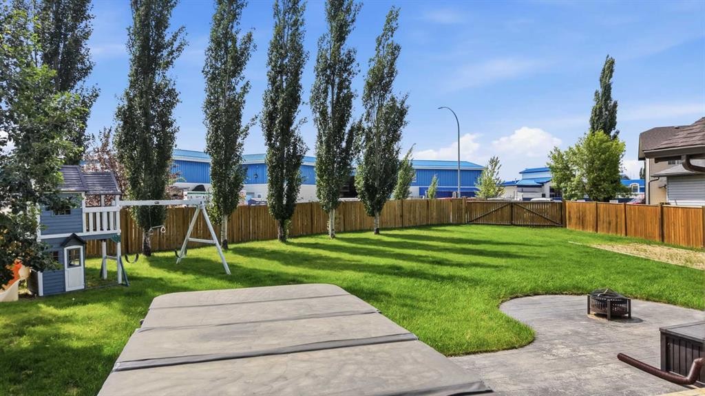 13 Hendrickson Bay, Sylvan Lake, AB - Outdoor With Backyard