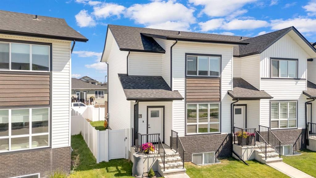 A-10 Evergreen Way, Red Deer, AB - Outdoor With Facade