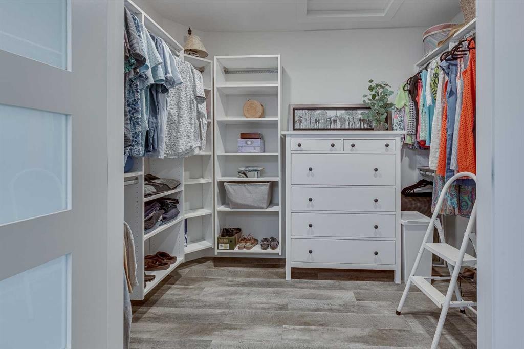 111 Selkirk Boulevard, Red Deer, AB - Indoor With Storage