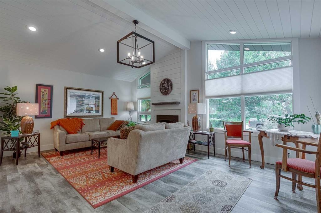 111 Selkirk Boulevard, Red Deer, AB - Indoor Photo Showing Living Room With Fireplace