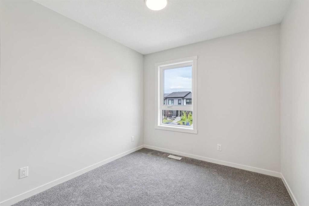 224 Vantage Drive, Cochrane, AB