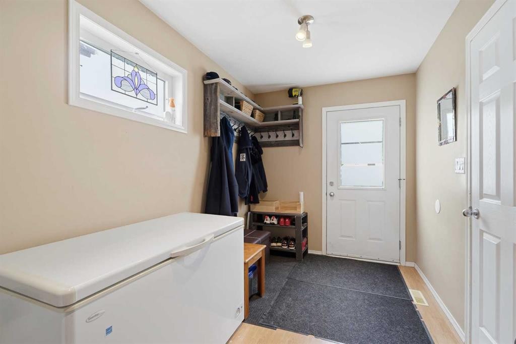 19 Ralston Crescent, Red Deer, AB - Indoor Photo Showing Other Room