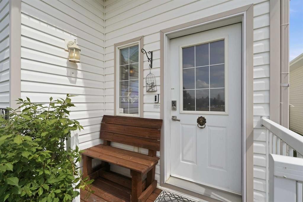 19 Ralston Crescent, Red Deer, AB - Outdoor With Exterior