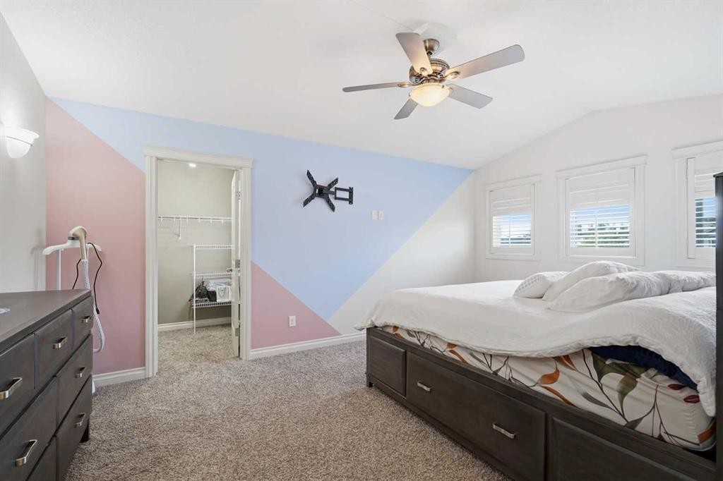 188 Kershaw Close, Red Deer, AB - Indoor Photo Showing Bedroom