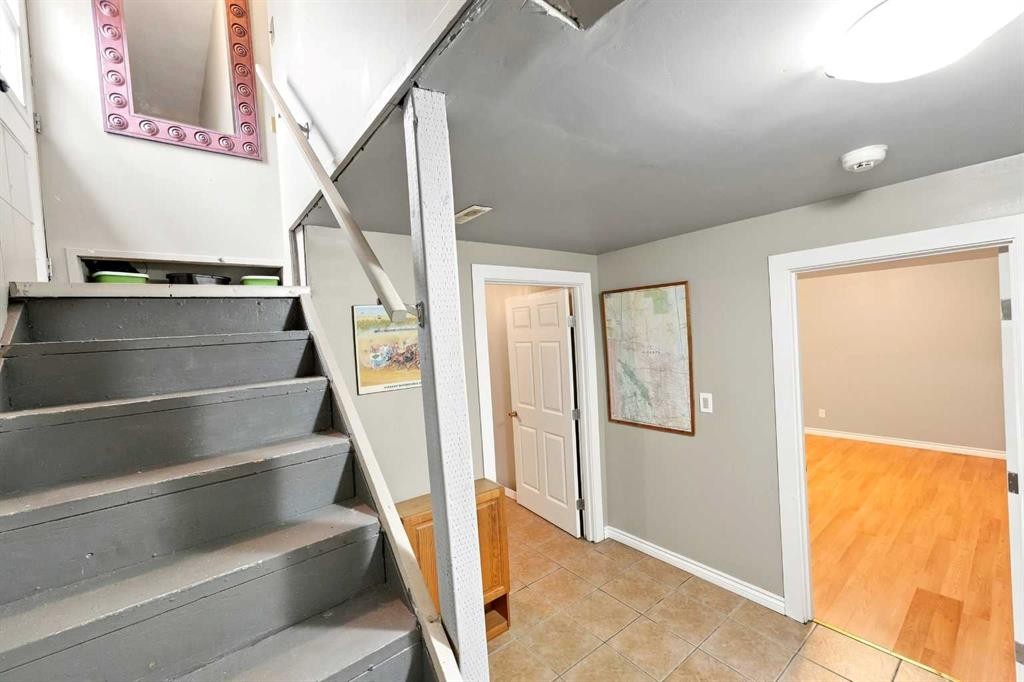 12 Anders Street, Red Deer, AB