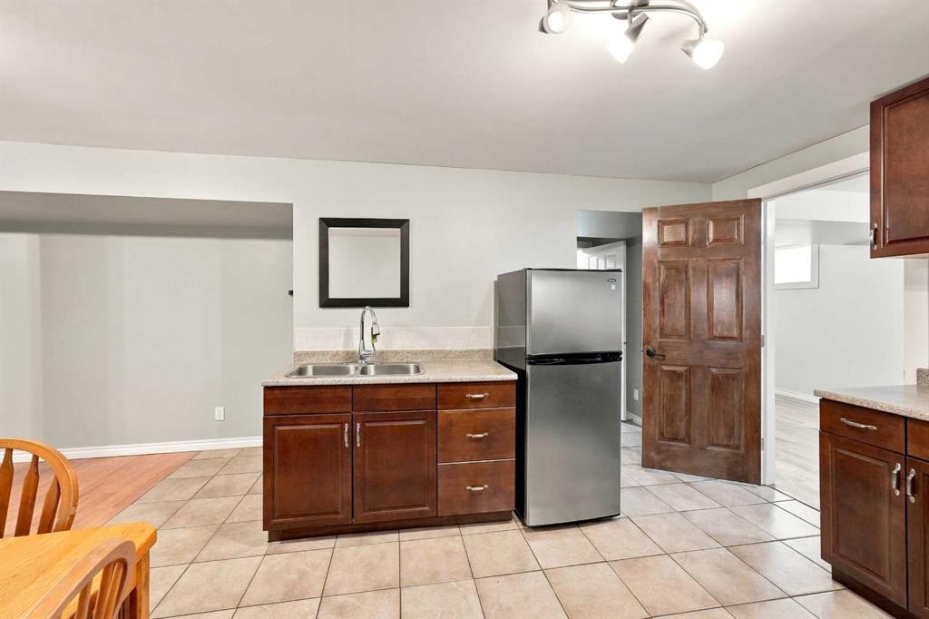 12 Anders Street, Red Deer, AB