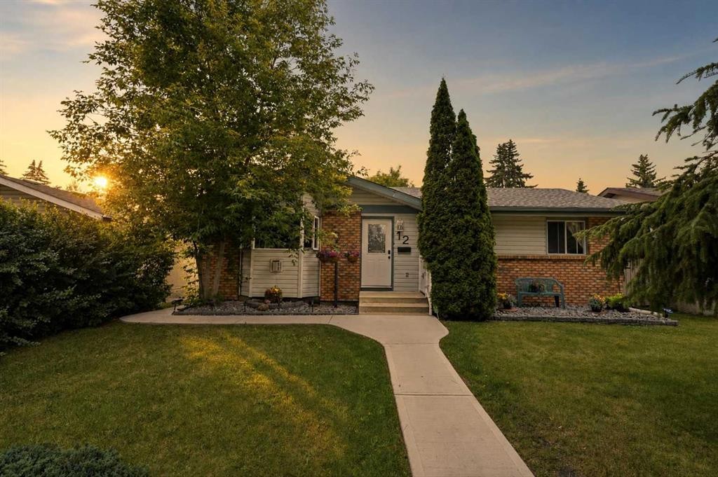 12 Anders Street, Red Deer, AB