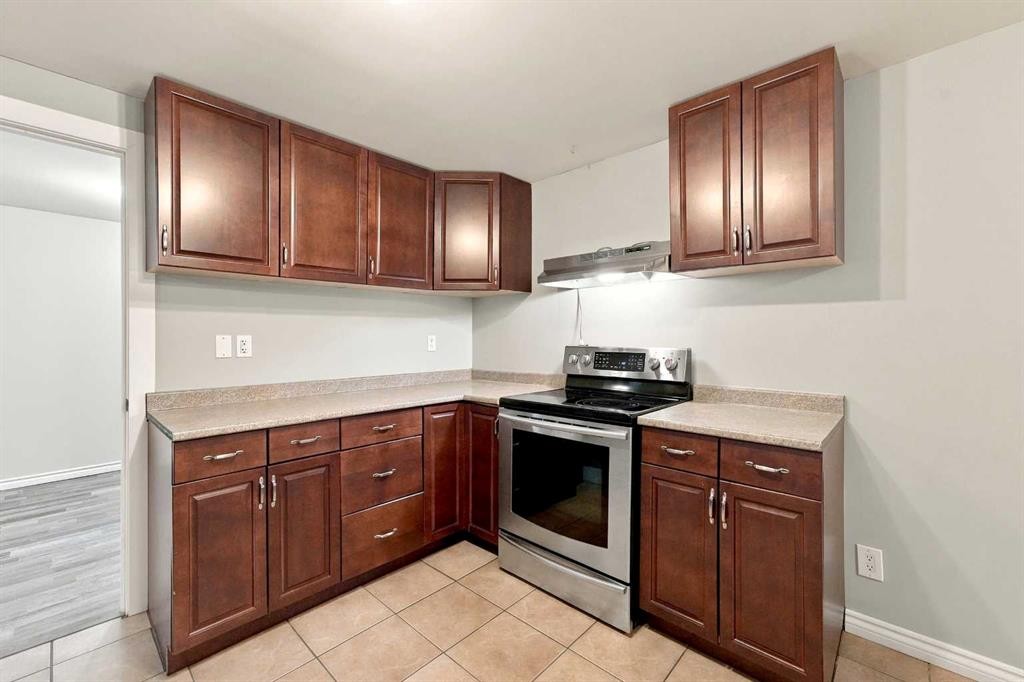12 Anders Street, Red Deer, AB