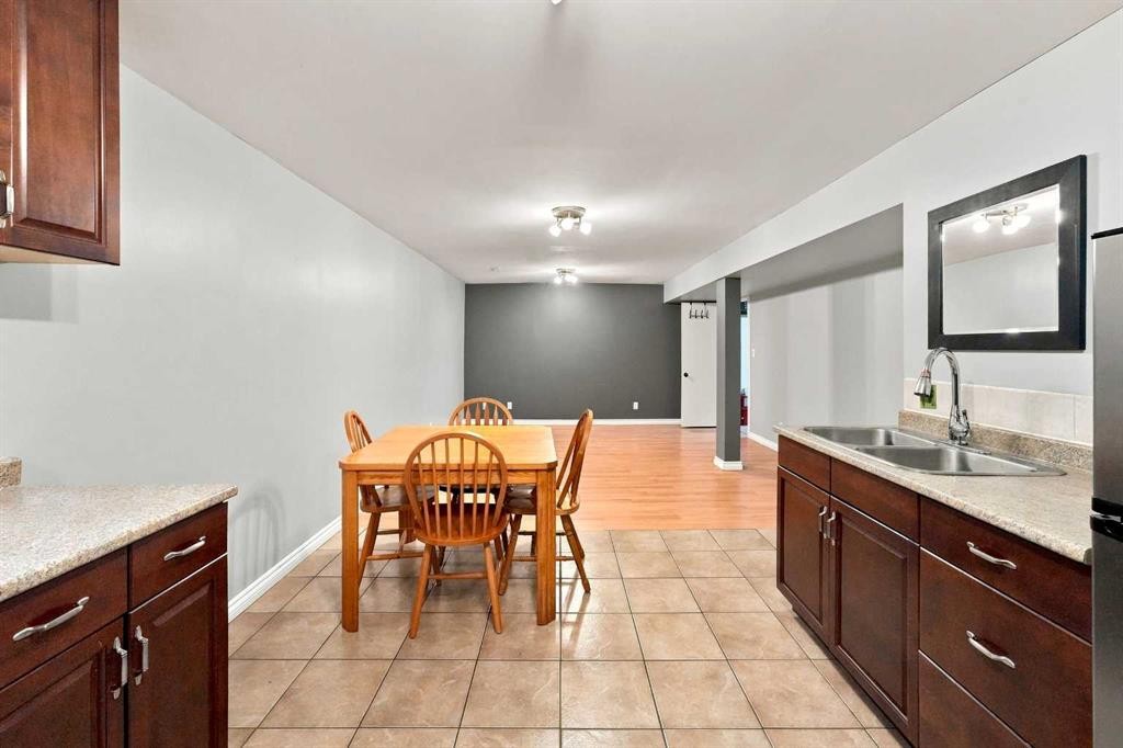 12 Anders Street, Red Deer, AB