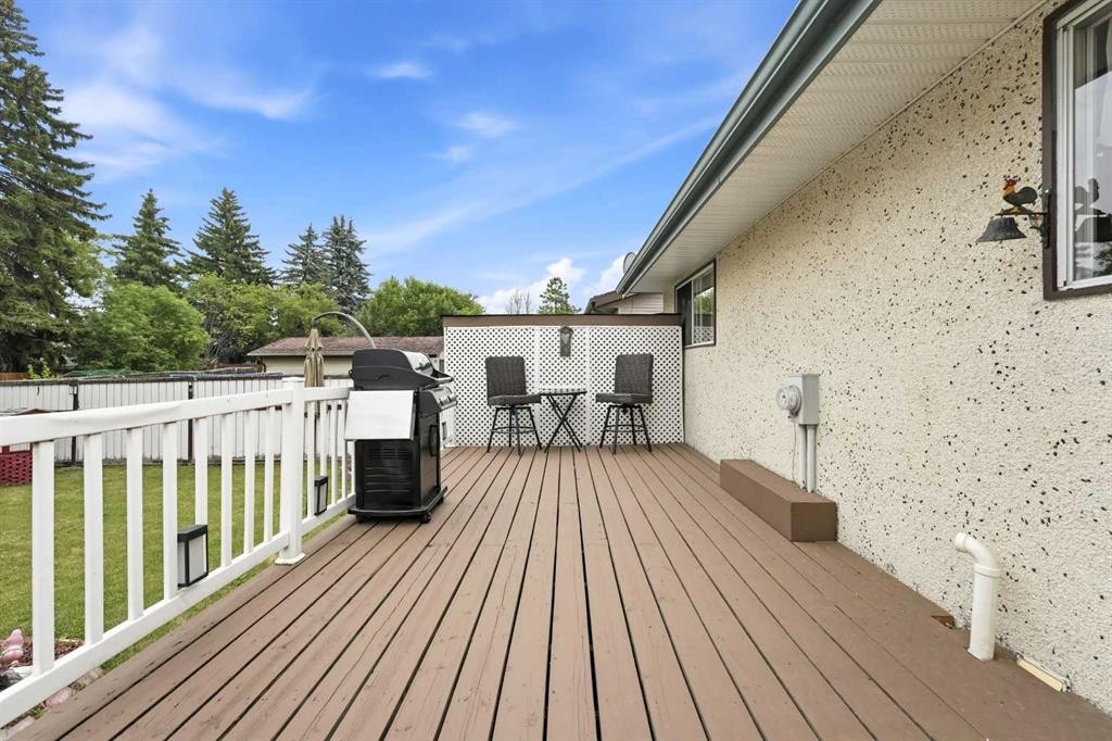 12 Anders Street, Red Deer, AB