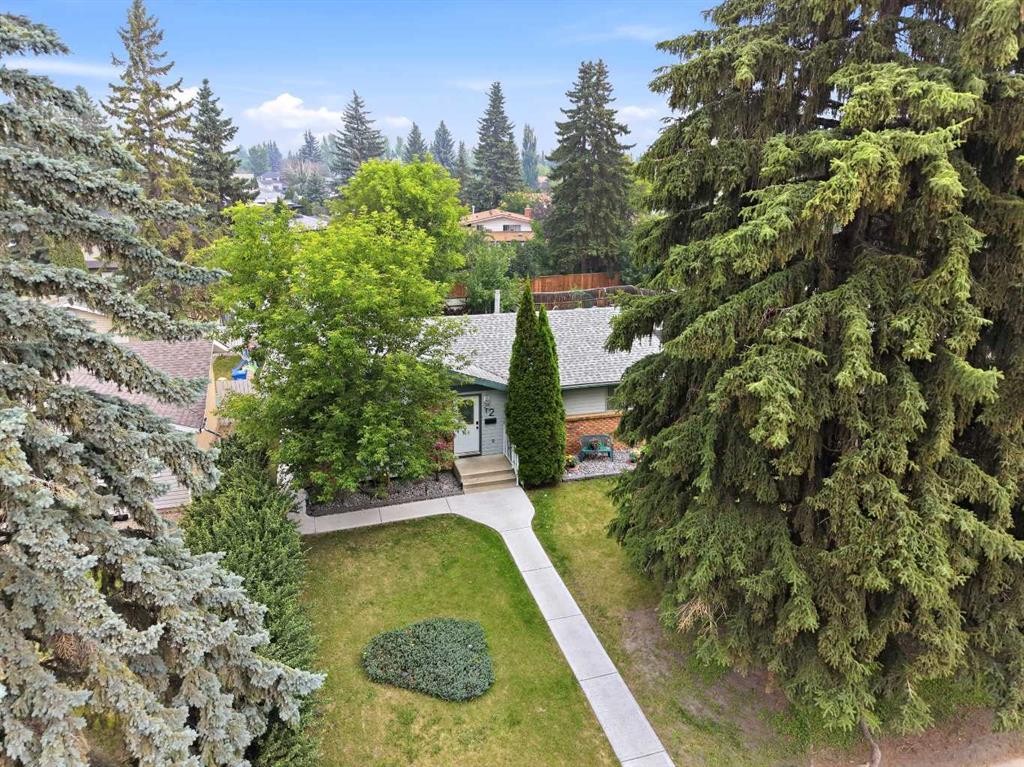 12 Anders Street, Red Deer, AB