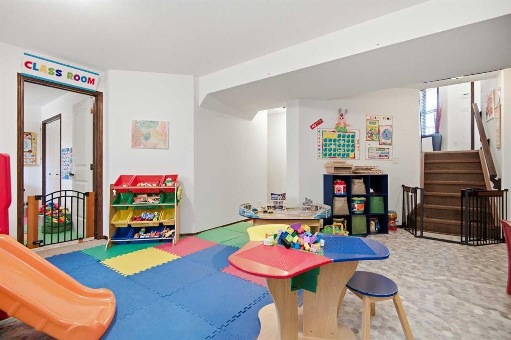 39 Landry Bend, Red Deer, AB - Indoor