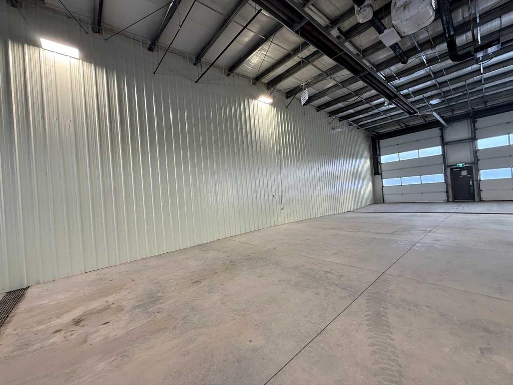 2 Van Der Horn Way, Rural Red Deer County, AB