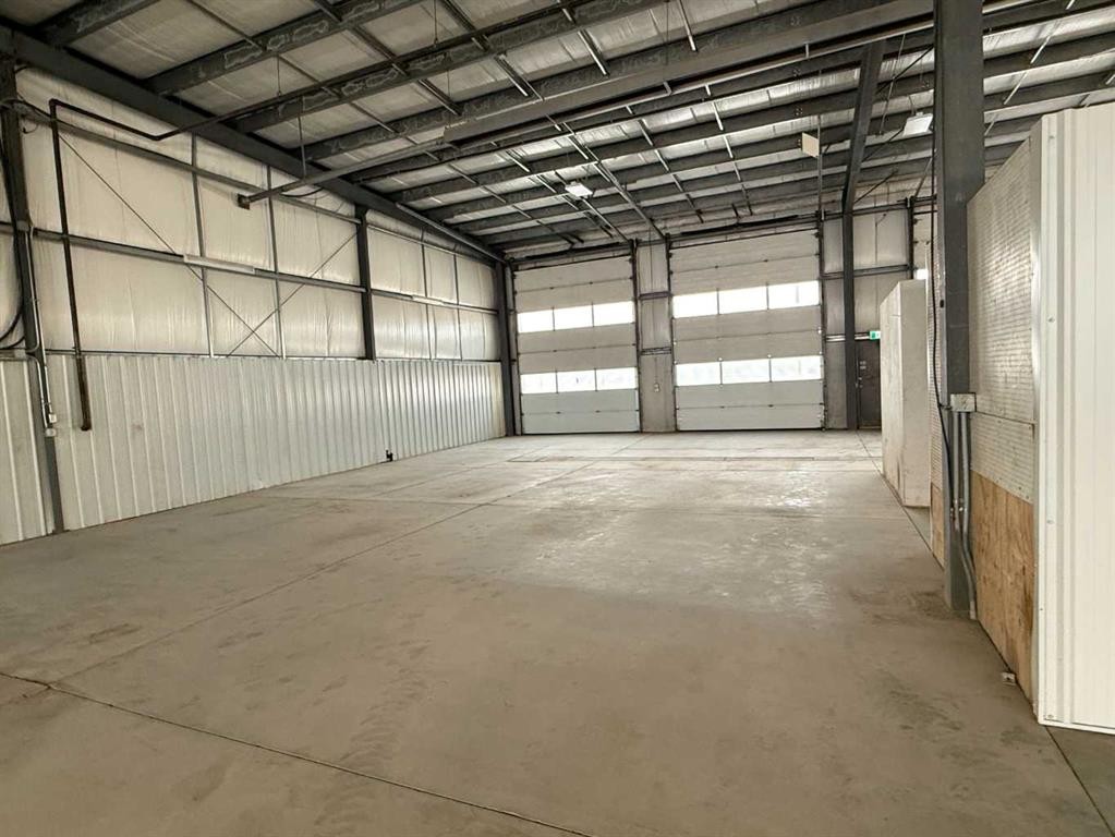 2 Van Der Horn Way, Rural Red Deer County, AB