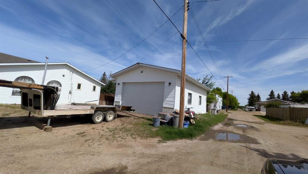 110 Niblock Street, Bawlf, AB