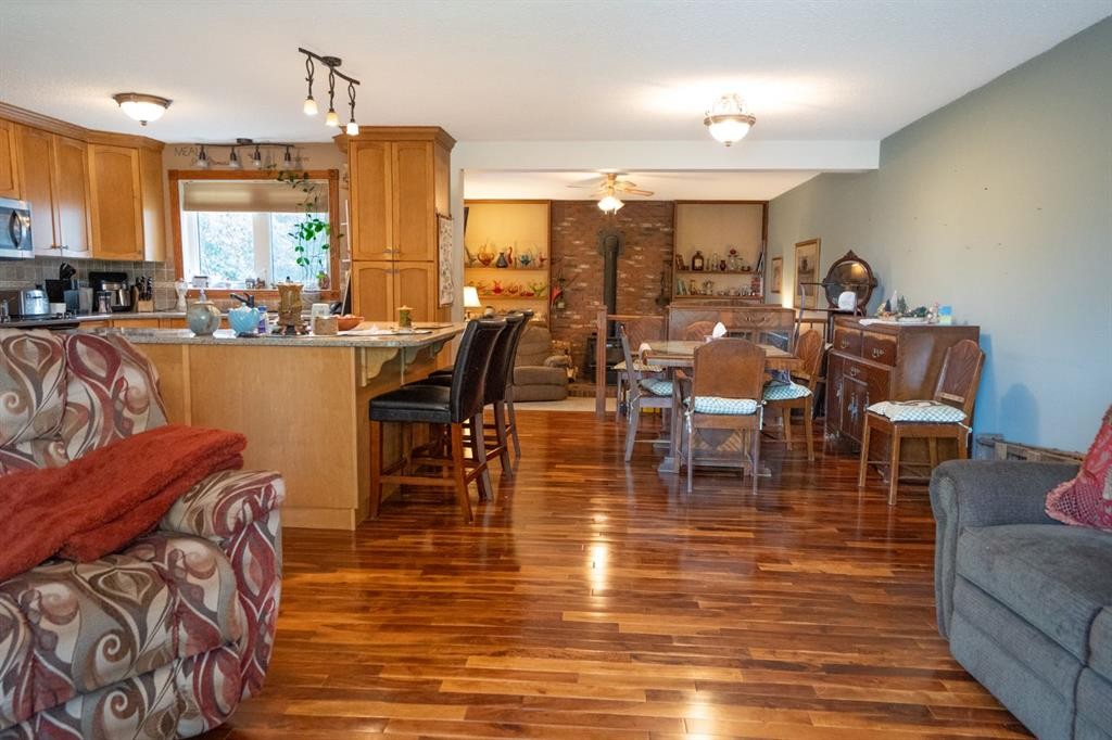 4908 47 Street, Clive, AB - Indoor