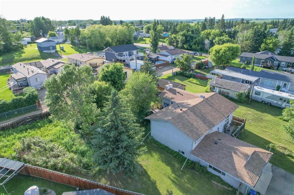 4908 47 Street, Clive, AB - Outdoor With View