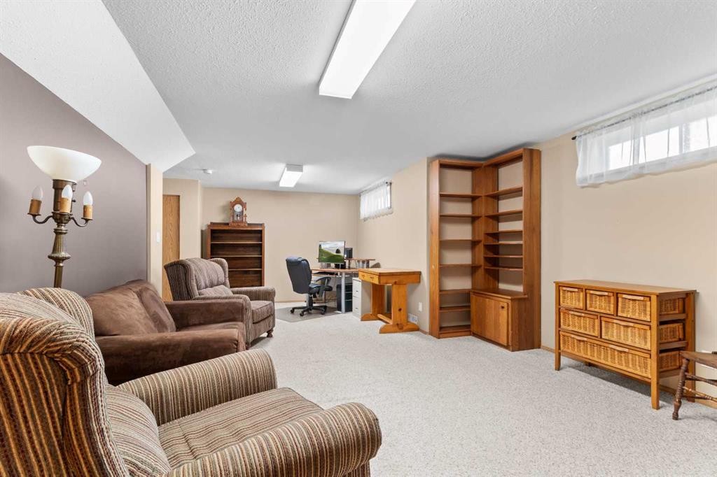 38-2821 Botterill Crescent, Red Deer, AB - Indoor