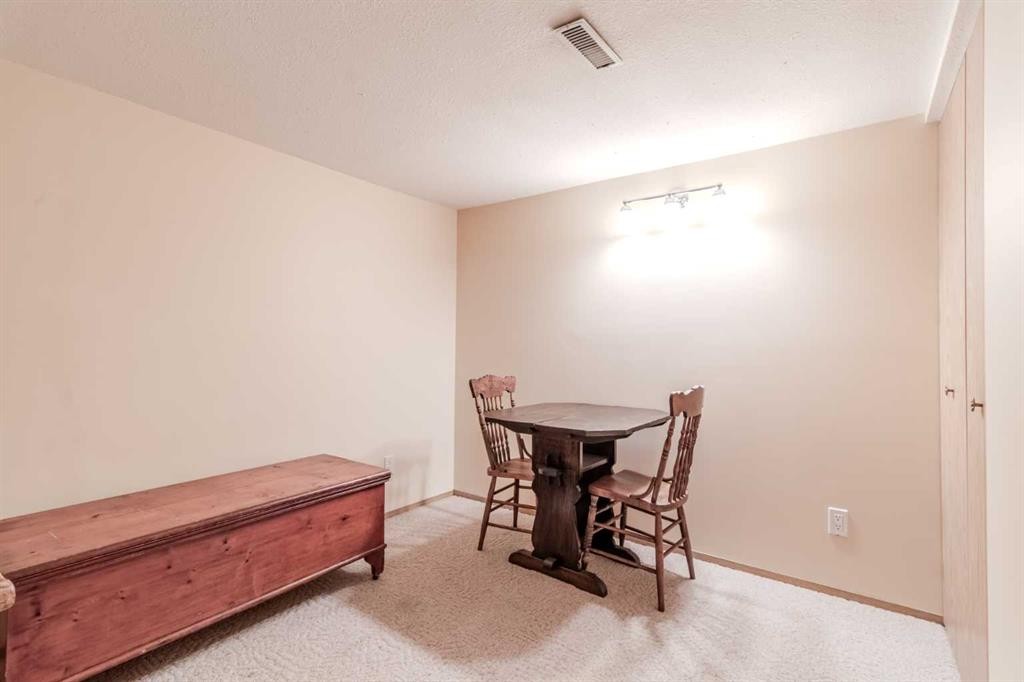 38-2821 Botterill Crescent, Red Deer, AB - Indoor