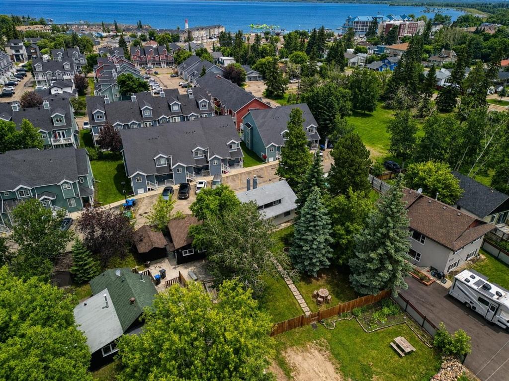 5224 50 Avenue, Sylvan Lake, AB - Outdoor With Body Of Water With View