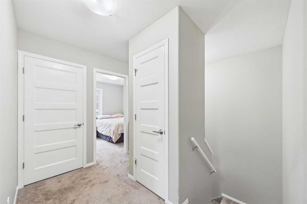 19 Golden Crescent, Red Deer, AB - Indoor Photo Showing Other Room