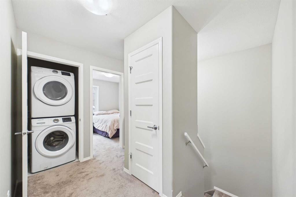 19 Golden Crescent, Red Deer, AB - Indoor Photo Showing Laundry Room