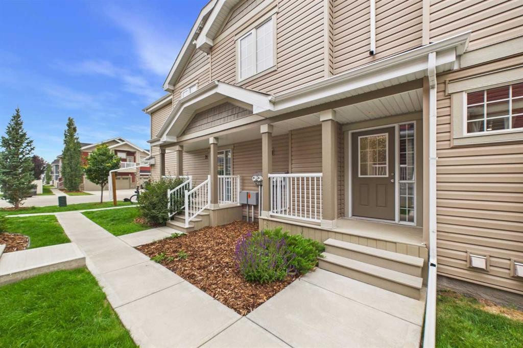 19 Golden Crescent, Red Deer, AB - Outdoor With Deck Patio Veranda