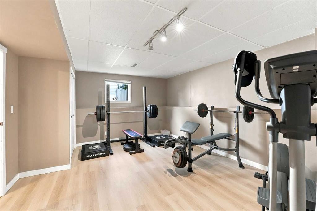 149 Mcdougall Crescent, Red Deer, AB - Indoor Photo Showing Gym Room