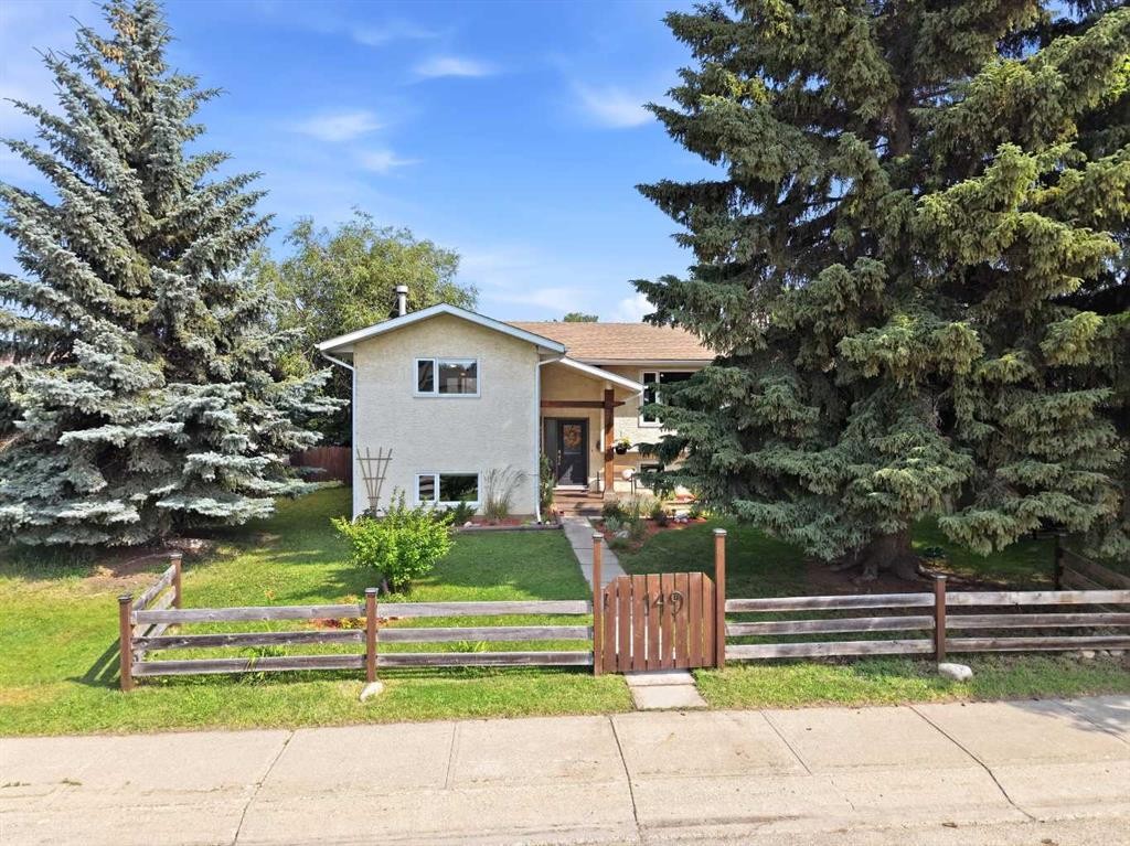 149 Mcdougall Crescent, Red Deer, AB - Outdoor