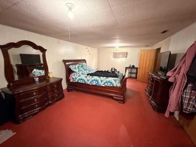 5316 53 Avenue, Bashaw, AB - Indoor Photo Showing Bedroom