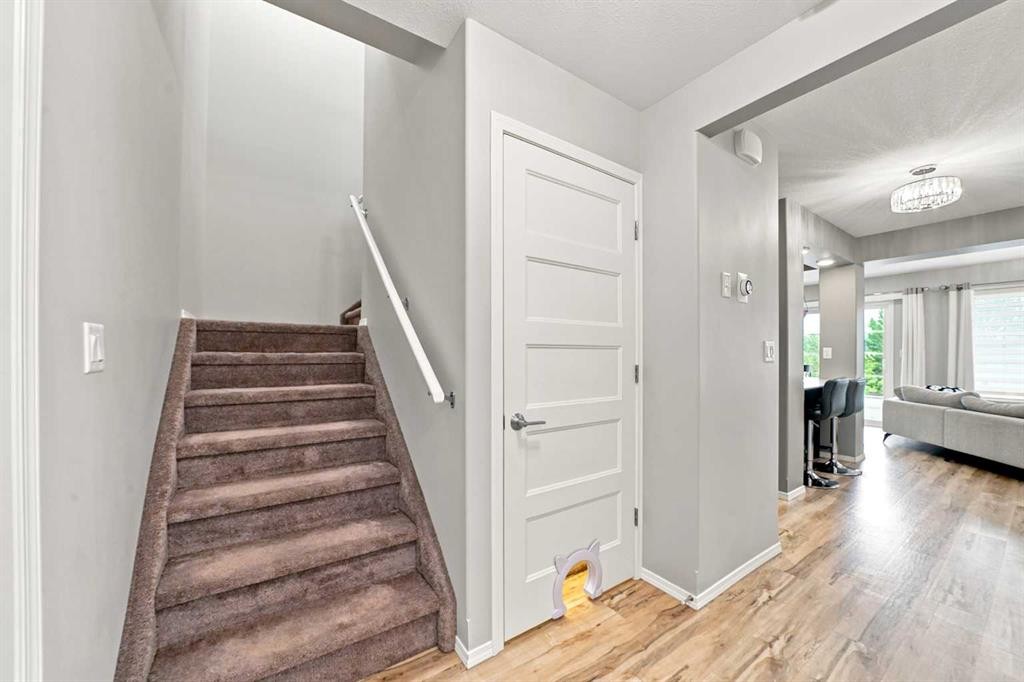27 Golden Crescent, Red Deer, AB - Indoor Photo Showing Other Room