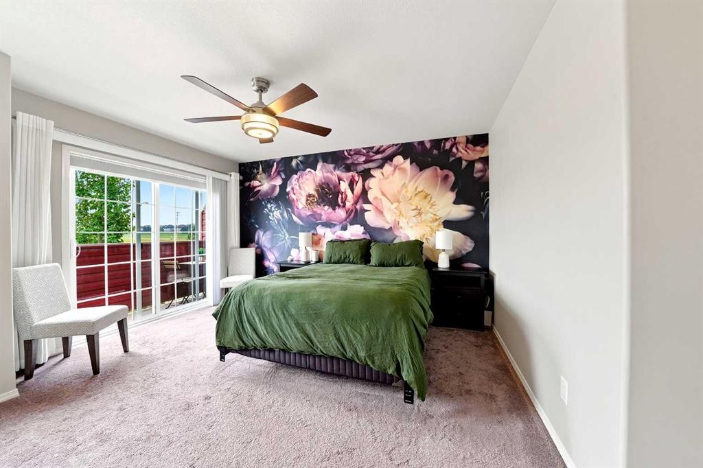27 Golden Crescent, Red Deer, AB - Indoor Photo Showing Bedroom