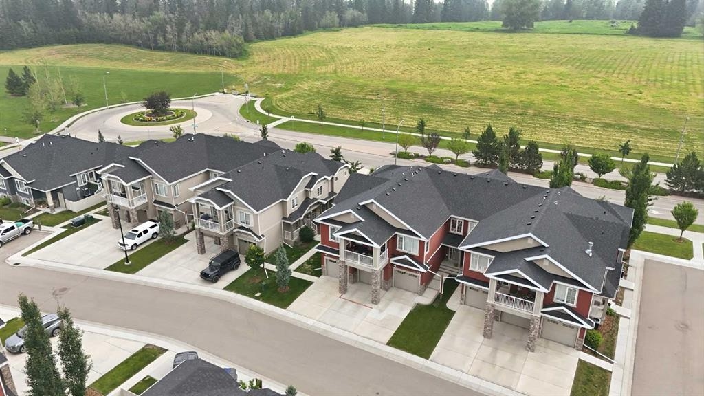 27 Golden Crescent, Red Deer, AB -