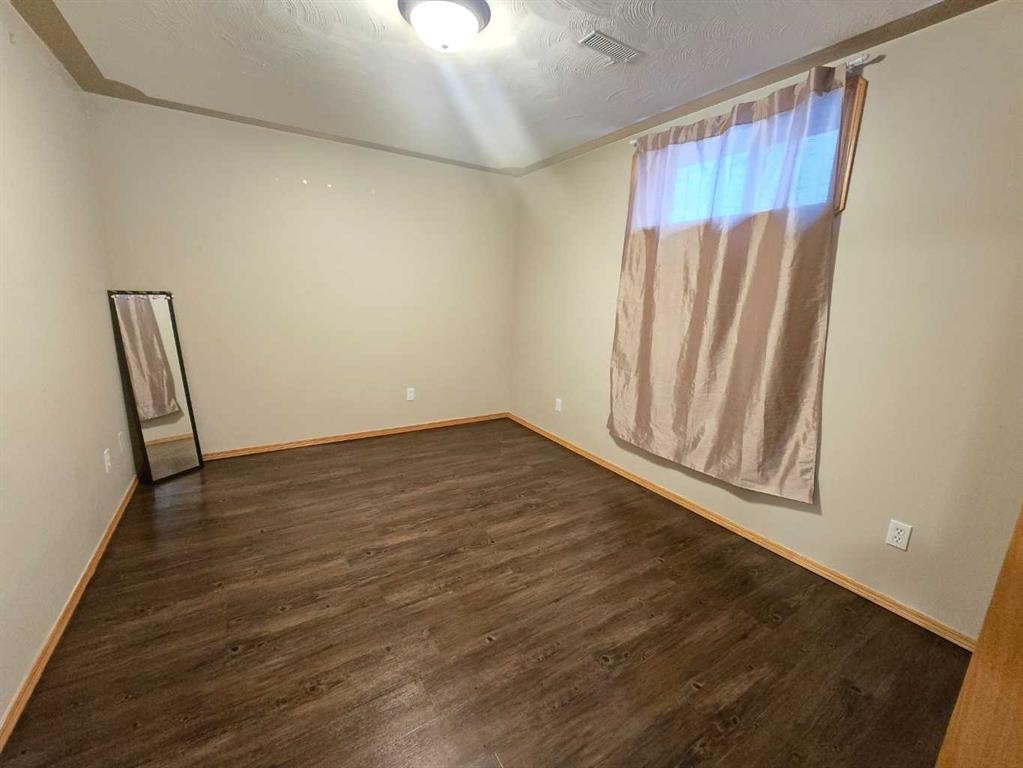 12 Archibald Crescent, Red Deer, AB - Indoor Photo Showing Other Room