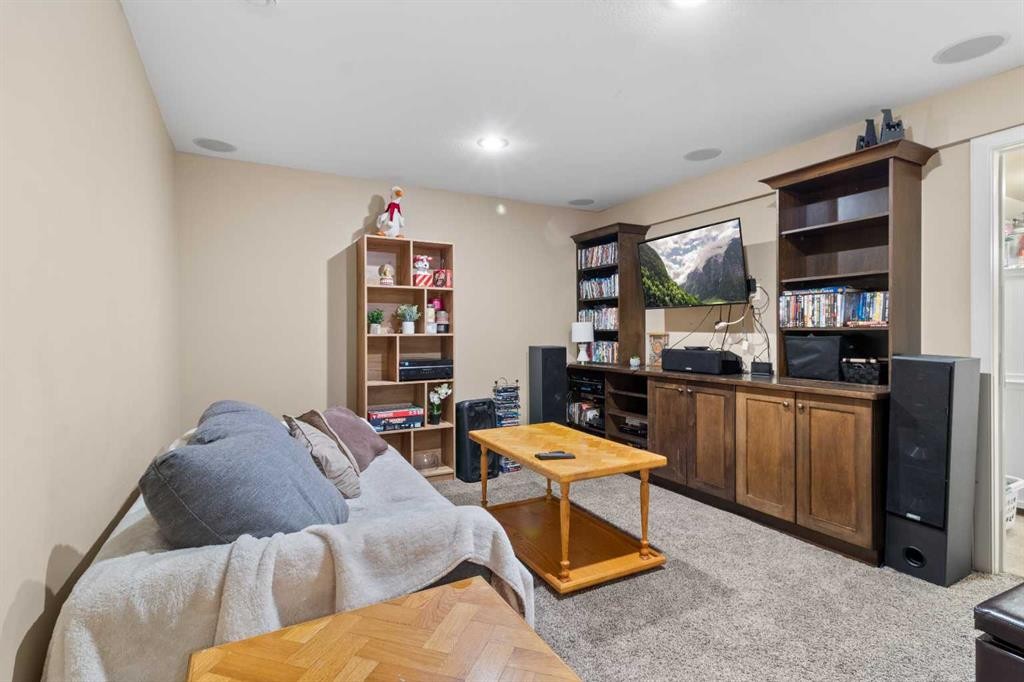 5 Lambertson Place, Sylvan Lake, AB - Indoor