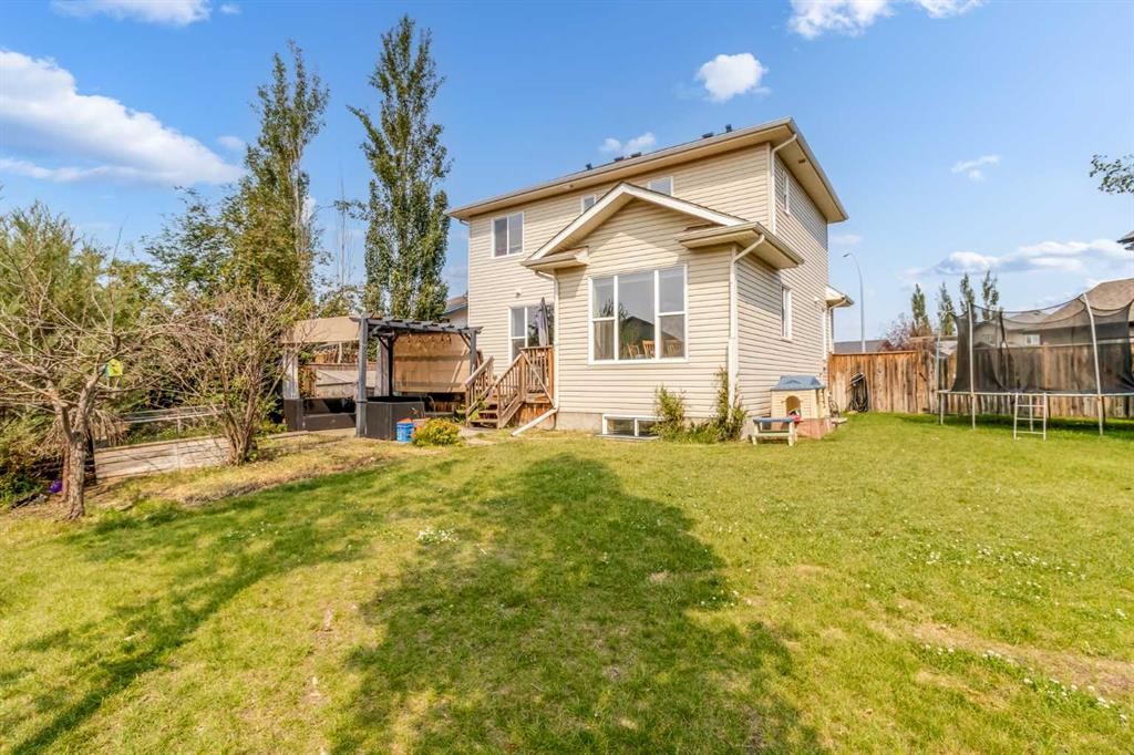 5 Lambertson Place, Sylvan Lake, AB - Outdoor