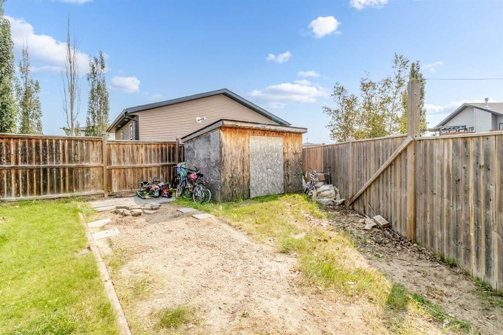 5 Lambertson Place, Sylvan Lake, AB - Outdoor