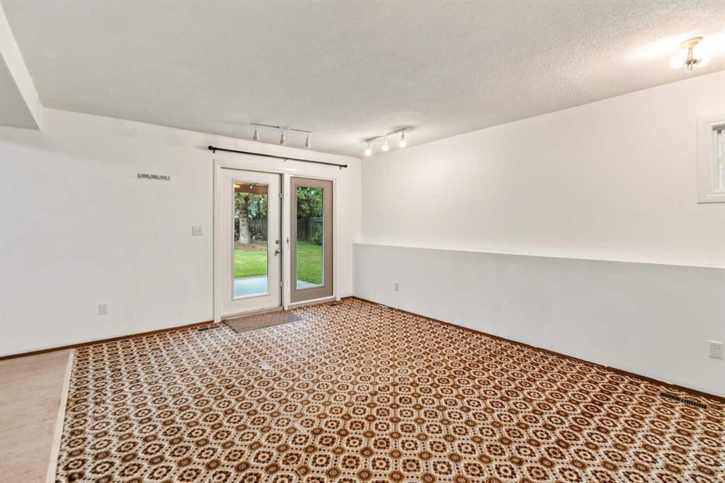12 Opal Close, Lacombe, AB - Indoor Photo Showing Other Room