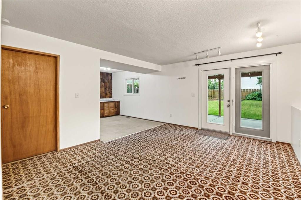 12 Opal Close, Lacombe, AB - Indoor Photo Showing Other Room