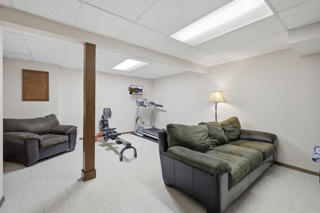 73 Duncan Crescent, Red Deer, AB - Indoor
