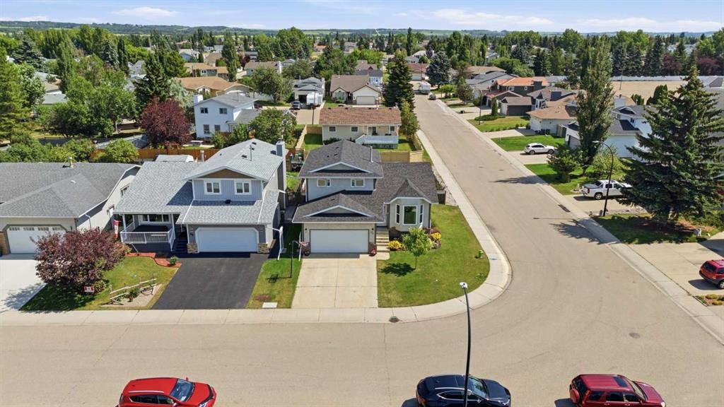 73 Duncan Crescent, Red Deer, AB - Outdoor
