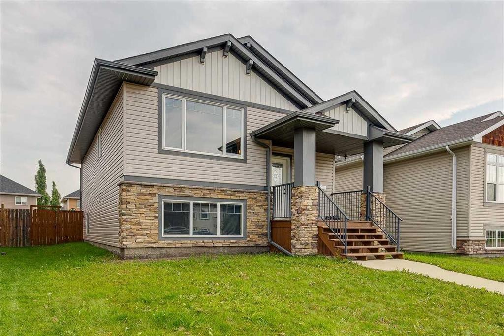 13 Rogers Road, Sylvan Lake, AB - Outdoor